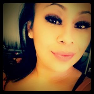 Meet your Posher, Adi